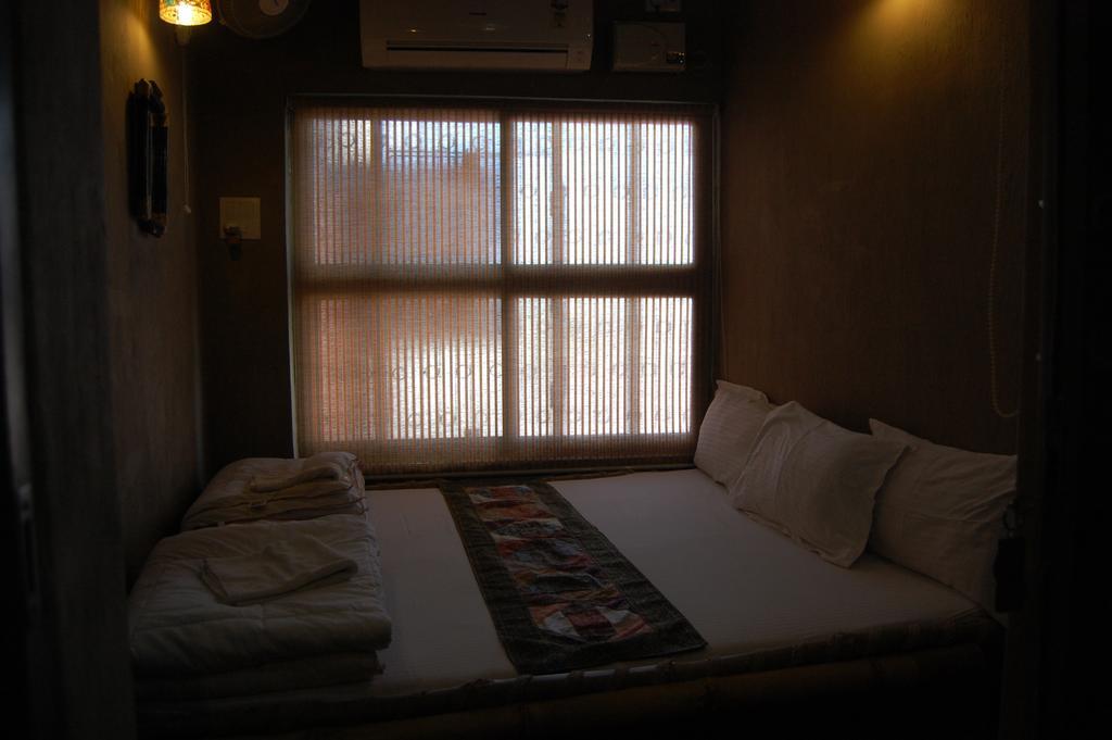 Shri Bed & Breakfast Varanasi